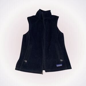 Patagonia black synchilla vest | Sz S